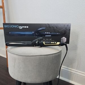 Bio Ionic Graphene MX Curling Iron - Black and Gold